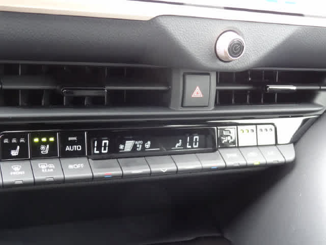 Used 2026 Toyota Crown AWD/4WD image 22