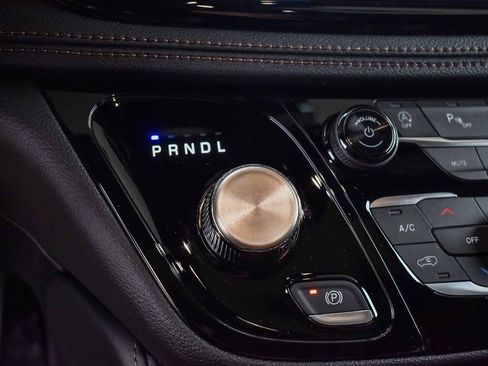 New 2026 Chrysler Pacifica Pinnacle w/ Trailer Tow Group image 19