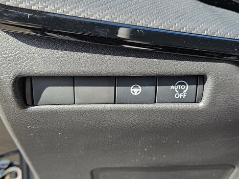 New 2026 Nissan Kicks SR image 28