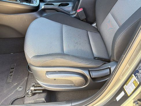 Used 2024 Kia Soul LX w/ Option Group 015 image 14