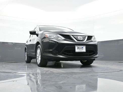 Used 2019 Nissan Rogue Sport SV image 26