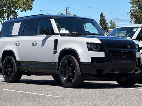 New 2026 Land Rover Defender 130 X AWD/4WD image 5
