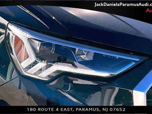 Used 2025 Audi Q3 2.0T Premium w/ Convenience Package image 21