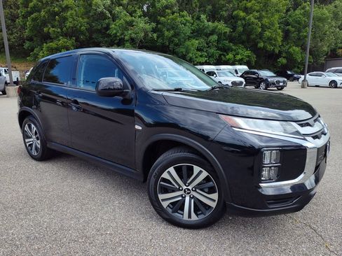 Used 2024 Mitsubishi Outlander Sport ES AWD/4WD image 2