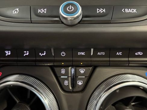 Used 2018 Chevrolet Camaro SS RWD image 13