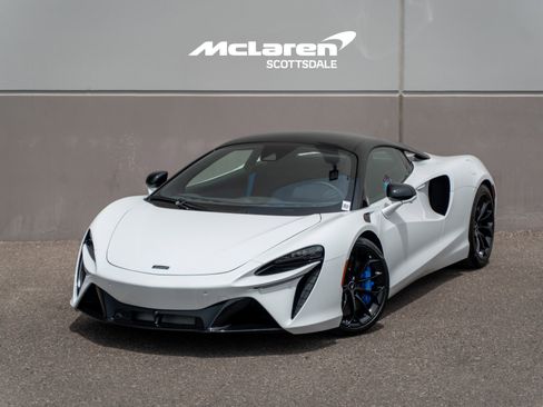 New 2026 McLaren Artura RWD image 1