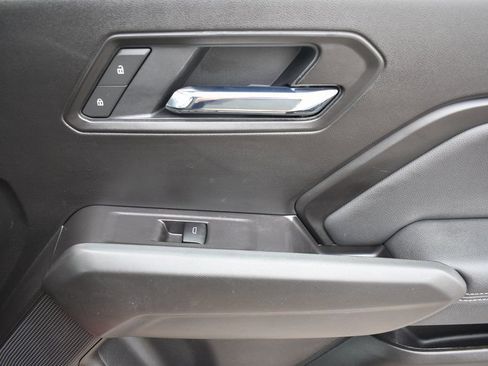 Certified 2025 GMC Canyon Elevation image 15