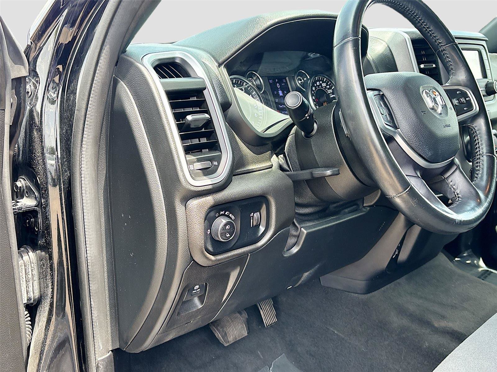Used 2021 RAM 1500 Big Horn RWD image 10