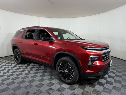 New 2026 Chevrolet Traverse LT w/ Sun and Wheel Package FWD image 1