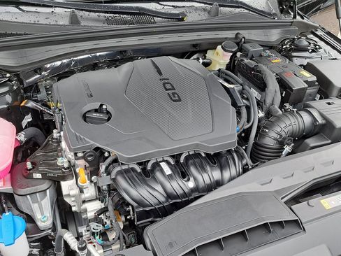 New 2026 Kia K5 LXS image 15