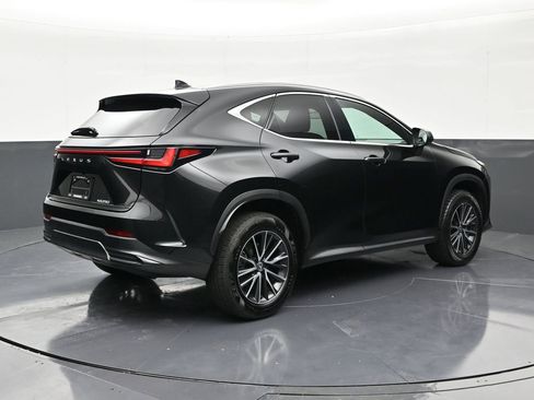 Used 2024 Lexus NX 250 FWD w/ Towing Package (2000 Lbs) image 5