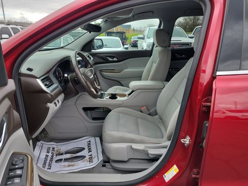Used 2020 GMC Acadia SLE FWD image 17
