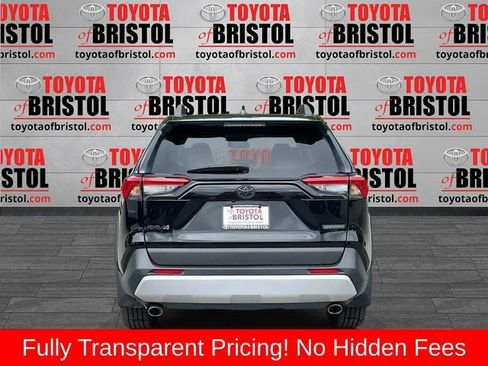 Used 2024 Toyota RAV4 Adventure AWD/4WD image 4