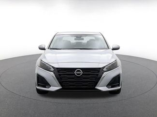 Used 2025 Nissan Altima 2.5 SV FWD video 2