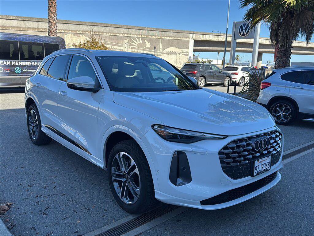 Used 2026 Audi Q5 Premium w/ Convenience Package AWD/4WD image 4