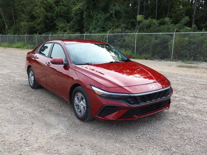 Certified 2024 Hyundai Elantra SE