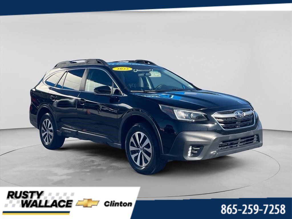 Used 2022 Subaru Outback Premium AWD/4WD image 1