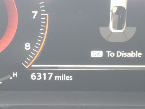 Certified 2024 Nissan Z Performance w/ Floor Mat Package image 33