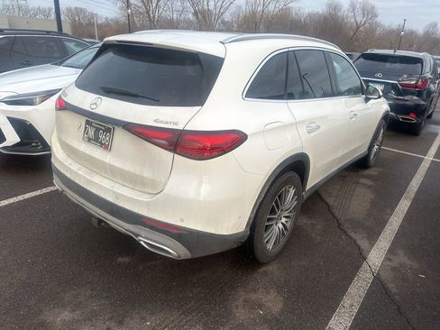 Used 2025 Mercedes-Benz GLC 300 4MATIC image 14