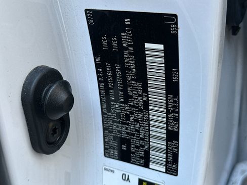 Used 2022 Toyota Corolla Cross LE image 27