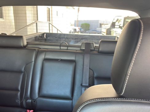 Used 2015 GMC Sierra 1500 SLE w/ SLE Value Package image 10