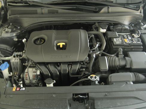 Certified 2023 Kia Forte LXS image 23