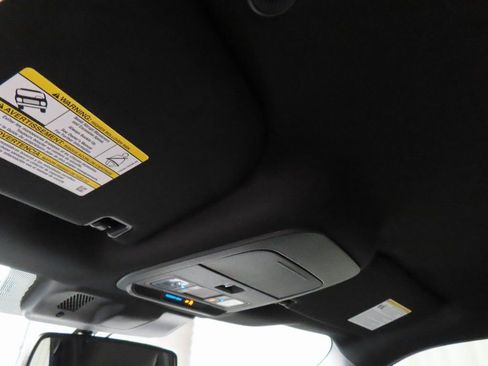 Used 2022 Ford F150 XLT w/ Equipment Group 302A High image 19