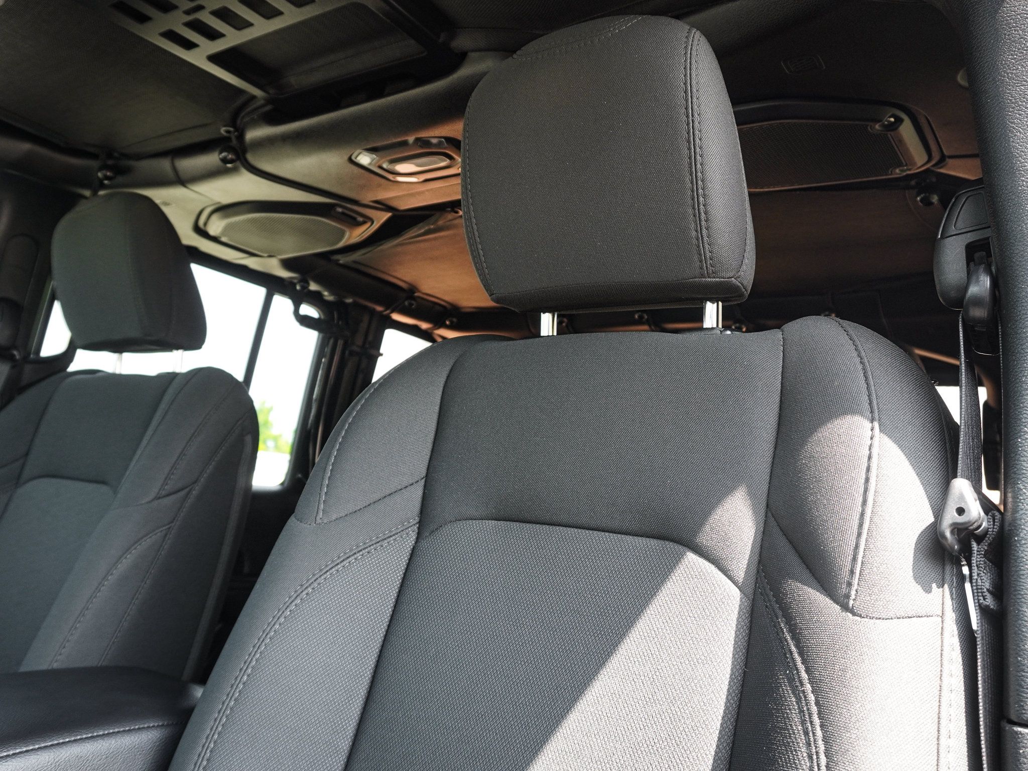 Used 2021 Jeep Wrangler Unlimited Sport AWD/4WD image 17