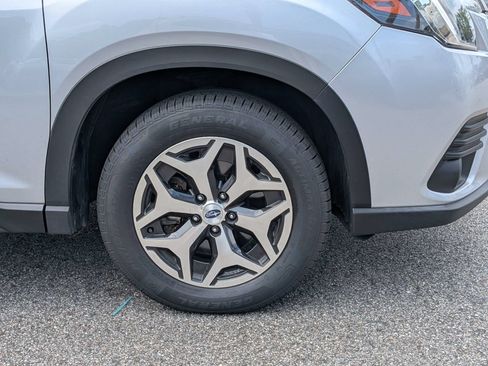 Certified 2024 Subaru Forester Premium AWD/4WD image 10