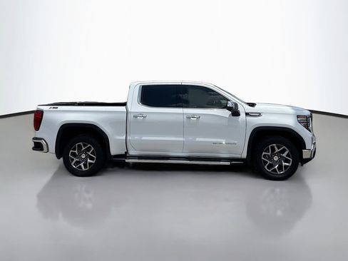Used 2024 GMC Sierra 1500 SLT AWD/4WD image 8