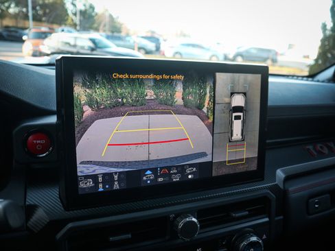 Used 2025 Toyota 4Runner TRD Pro image 25