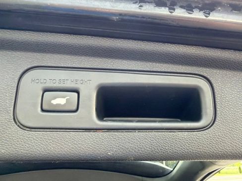 Used 2022 Honda Odyssey Elite image 11