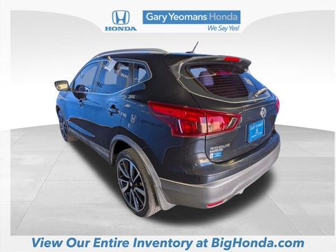 Used 2017 Nissan Rogue Sport SL FWD image 8