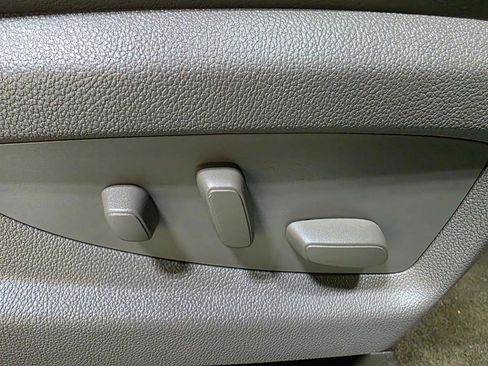 Used 2017 GMC Yukon Denali w/ Open Road Package image 31