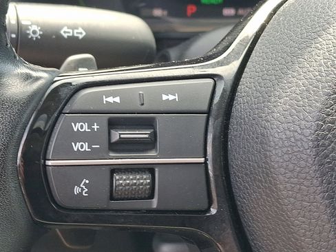 Used 2023 Honda Accord Touring image 22