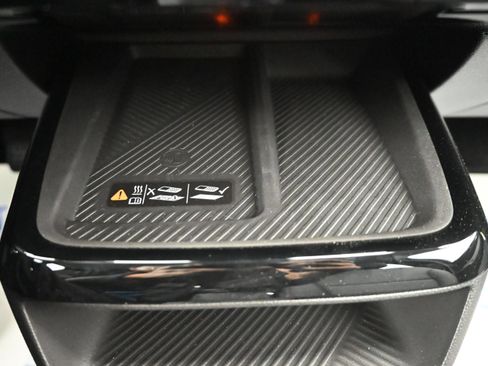New 2027 Chevrolet Bolt RS w/ Technology Package FWD image 20