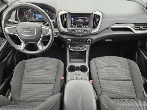 Used 2024 GMC Terrain SLE image 26