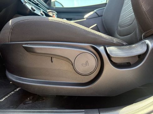 Certified 2025 Hyundai Santa Cruz SE image 15