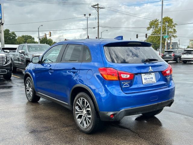 Used 2017 Mitsubishi Outlander Sport SE FWD image 7