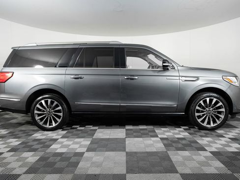 Used 2021 Lincoln Navigator L Reserve image 7