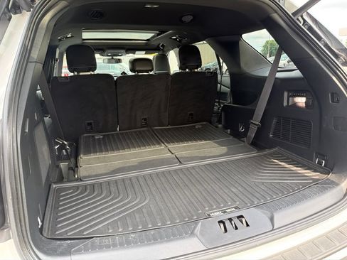 Used 2023 Ford Explorer ST w/ Technology Package AWD/4WD image 16