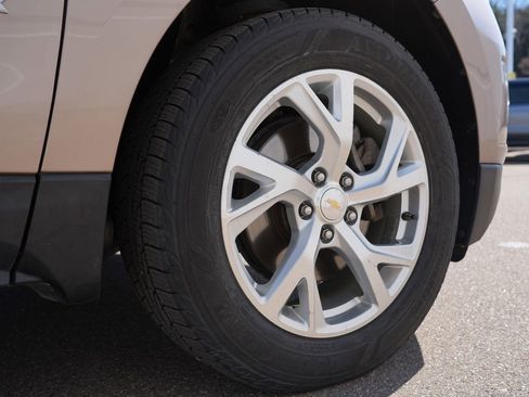 Used 2019 Chevrolet Equinox LT image 31