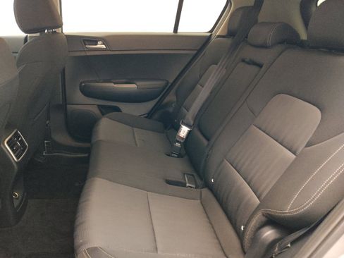 Used 2022 Kia Sportage LX FWD image 18