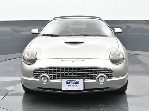 Used 2004 Ford Thunderbird image 2