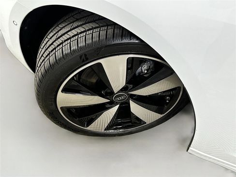 New 2025 Audi A5 2.0T Prestige image 24