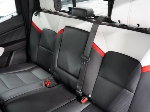 Used 2023 GMC Canyon AT4X w/ Edition 1 AWD/4WD image 15
