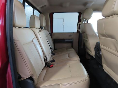 Used 2015 Ford F350 Lariat w/ Chrome Package image 33