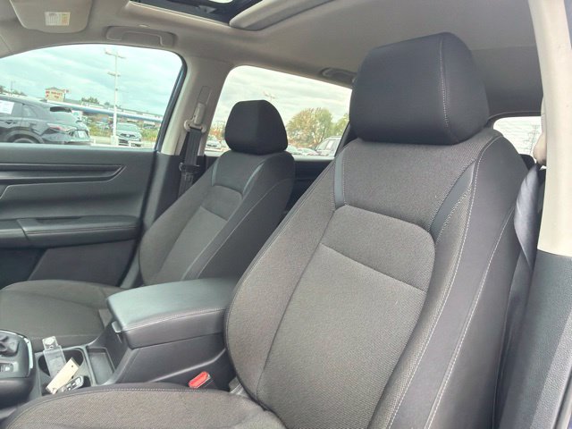 Used 2025 Honda CR-V EX image 10
