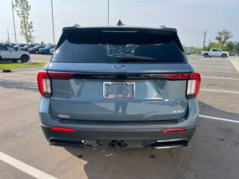 Used 2026 Ford Explorer ST-Line w/ ST-Line Street Pack AWD/4WD image 6