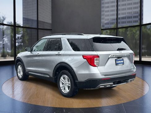 Certified 2023 Ford Explorer XLT w/ Equipment Group 202A image 4